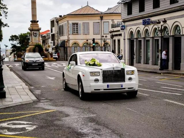 Rolls Royce Phantom pour l'arrivée des mariés à La Réunion